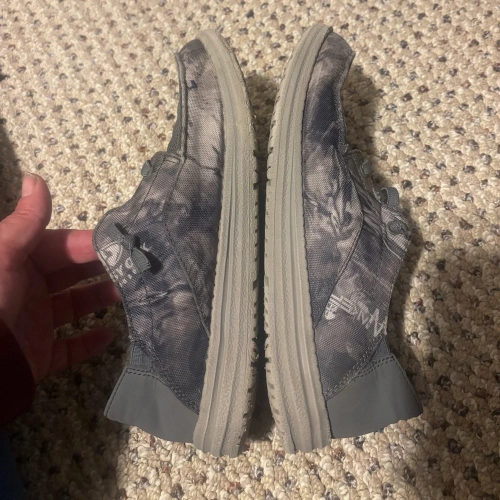 5/$25 Camouflage Sketchers Slip-On Shoes‎